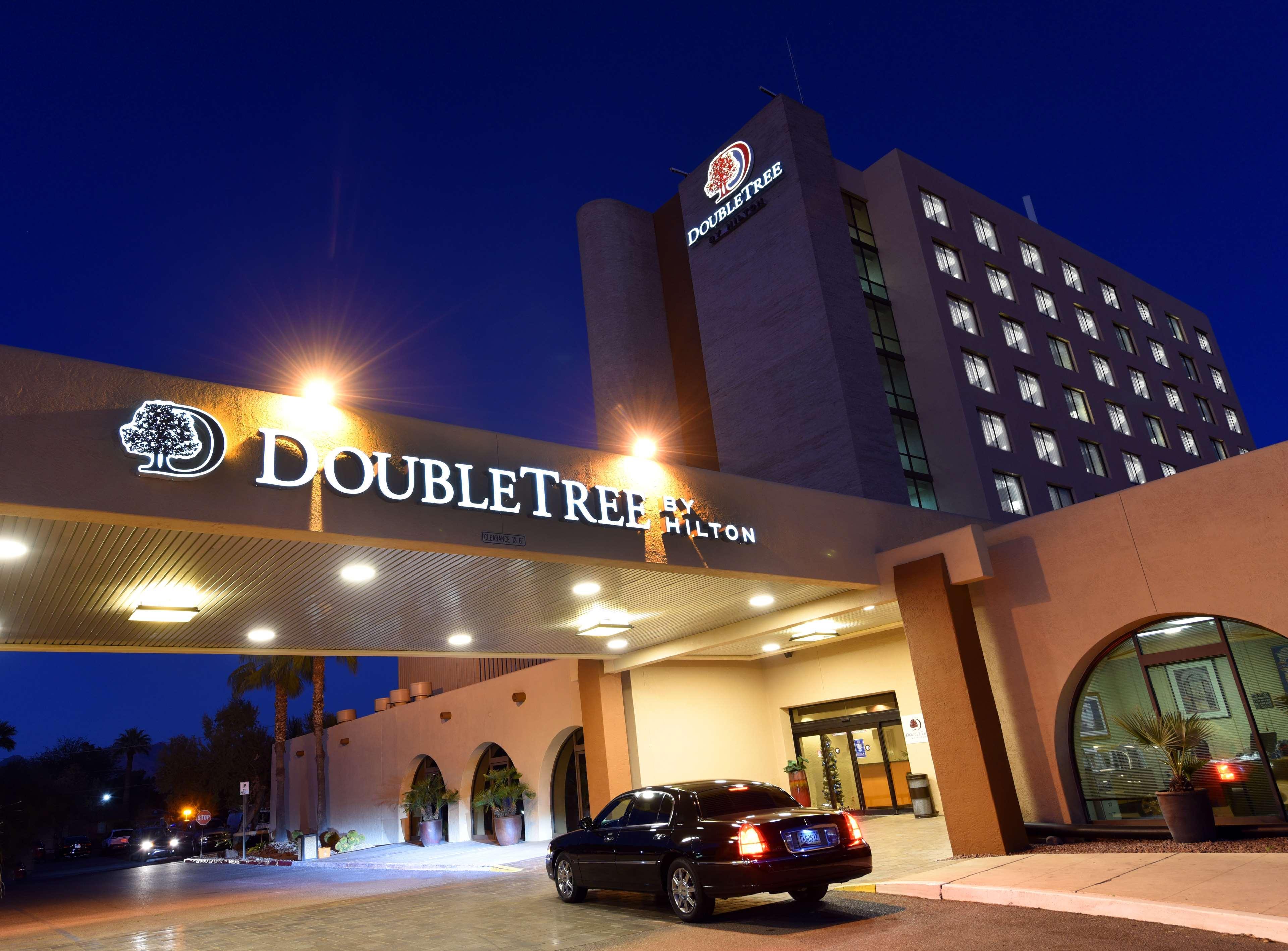 Doubletree By Hilton Tucson-Reid Park Hotell Exteriör bild