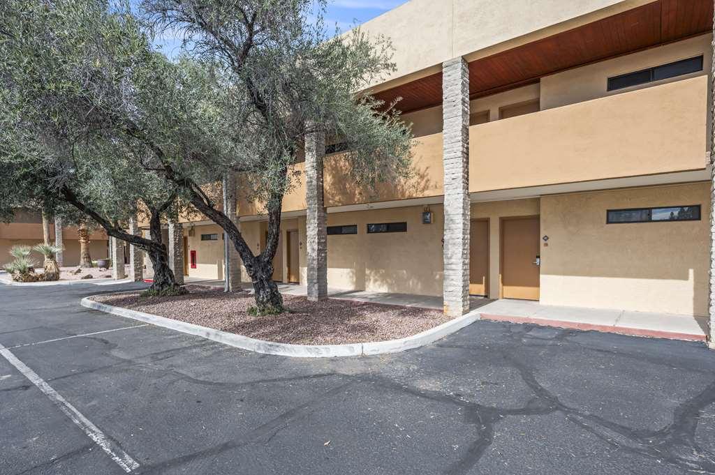 Doubletree By Hilton Tucson-Reid Park Hotell Exteriör bild